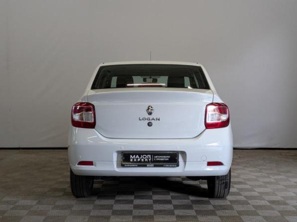 Renault Logan II Рестайлинг с пробегом 2022 года, цена 1 200 000 рублей, 59666 км, седан, Автокод Объявления