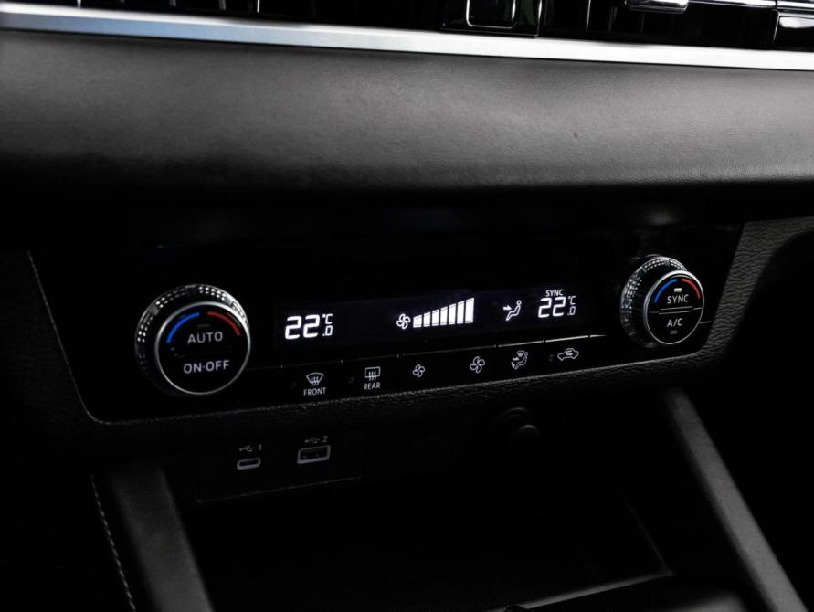 Mitsubishi Outlander IV Санкт-Петербург  - изображение 17
