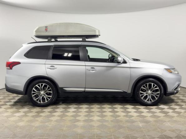 Mitsubishi Outlander III Рестайлинг с пробегом 2015 года, цена 1 989 900 рублей, 148845 км, внедорожник, Автокод Объявления