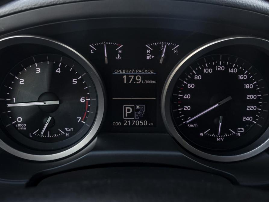 Toyota Land Cruiser 200 Series Рестайлинг 1 Москва  - изображение 12