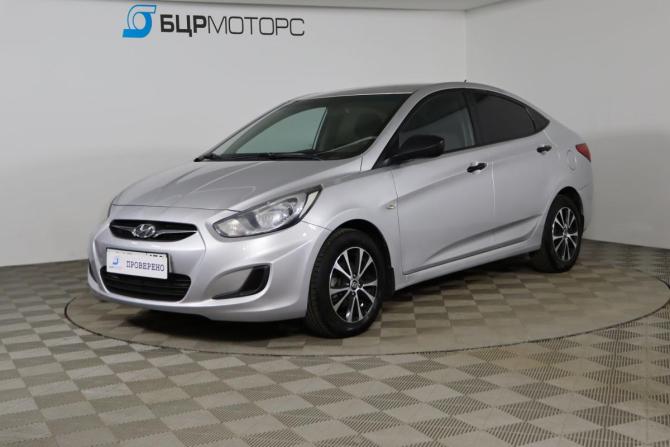 Hyundai Solaris I с пробегом 2013 года, цена 699 990 рублей, 200448 км, седан, Автокод Объявления