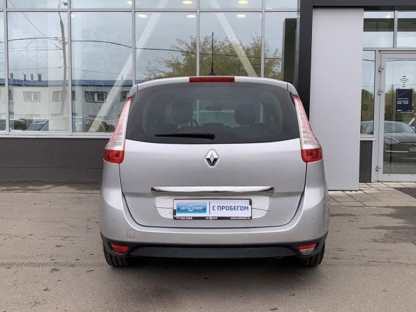 Renault Scenic III Рестайлинг 2 с пробегом 2013 года, цена 1 249 000 рублей, 281733 км, компактвэн, Автокод Объявления