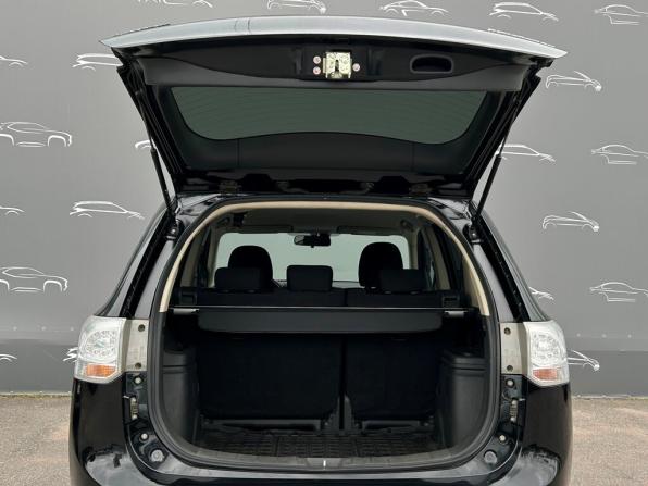 Mitsubishi Outlander III Рестайлинг с пробегом 2014 года, цена 1 396 700 рублей, 204051 км, внедорожник, Автокод Объявления