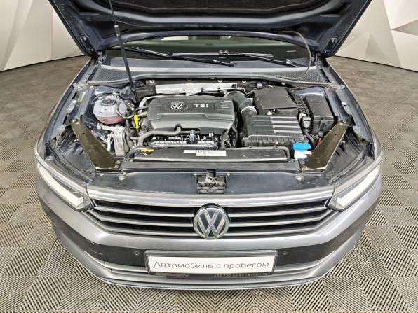 Volkswagen Passat B8 с пробегом 2017 года, цена 1 815 000 рублей, 181765 км, седан, Автокод Объявления