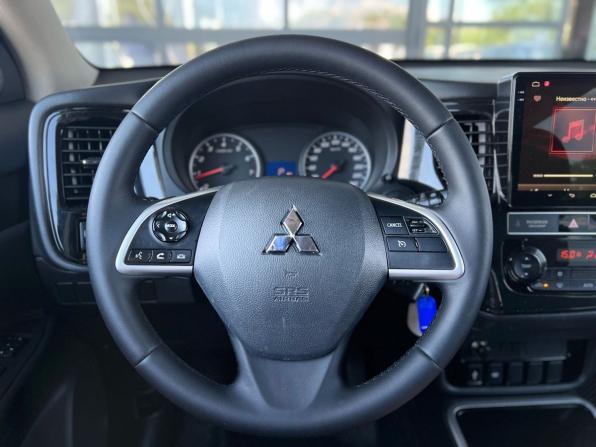 Mitsubishi Outlander III Рестайлинг 3 с пробегом 2019 года, цена 2 050 000 рублей, 150000 км, внедорожник, Автокод Объявления