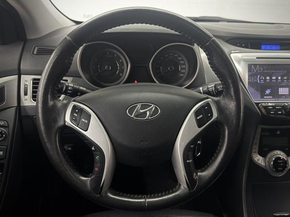 Hyundai Avante V с пробегом 2012 года, цена 835 000 рублей, 206031 км, седан, Автокод Объявления