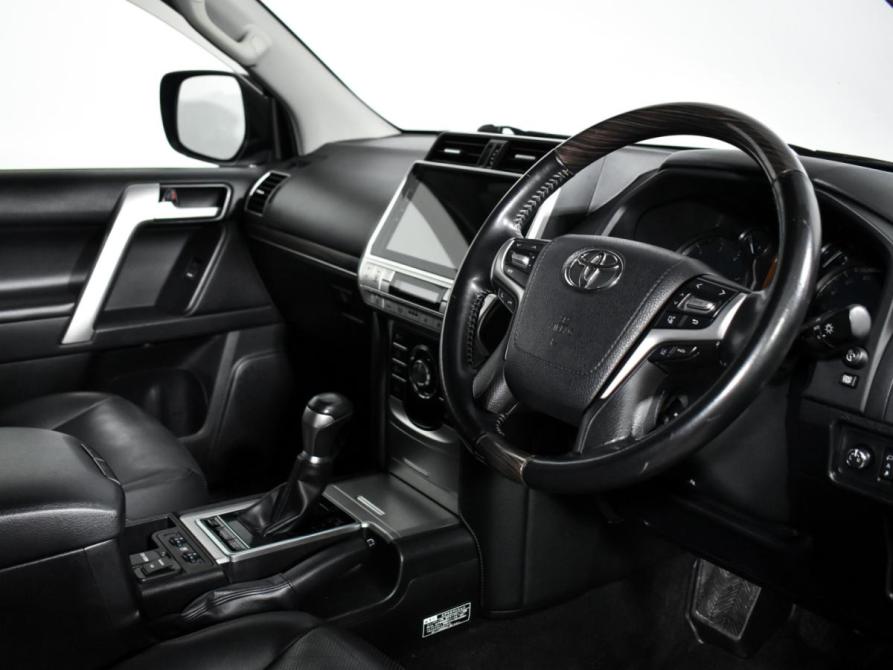Toyota Land Cruiser Prado 150 Series Рестайлинг 2 Санкт-Петербург  - изображение 9