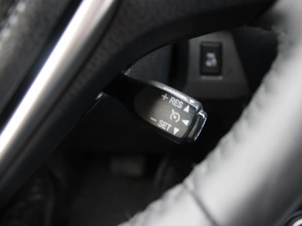 Toyota RAV4 IV (XA40) Рестайлинг с пробегом 2019 года, цена 2 799 000 рублей, 76609 км, внедорожник, Автокод Объявления