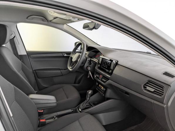 Volkswagen Polo VI с пробегом 2022 года, цена 1 715 000 рублей, 71527 км, лифтбек, Автокод Объявления