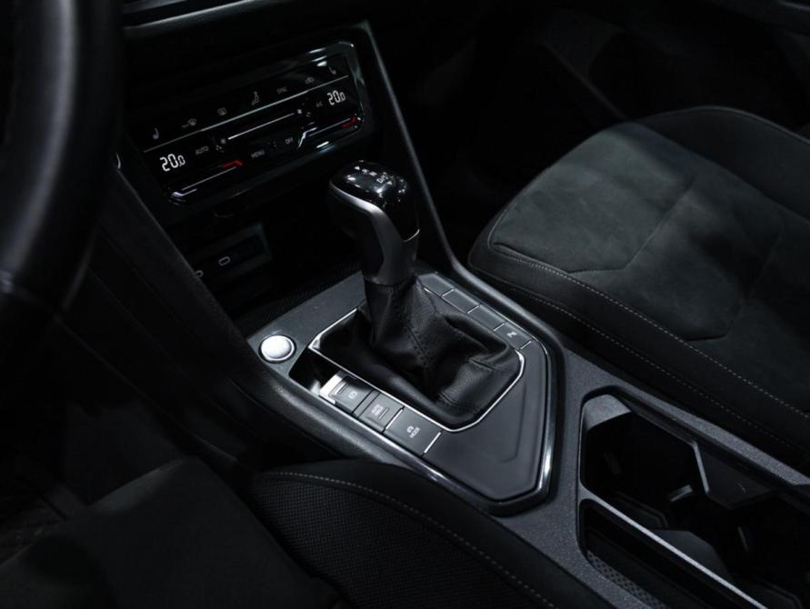 Volkswagen Tiguan II Рестайлинг Санкт-Петербург  - изображение 21