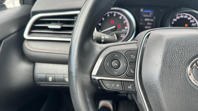Toyota Camry VIII (XV70) с пробегом 2019 года, цена 2 699 000 рублей, 30000 км, седан, Автокод Объявления