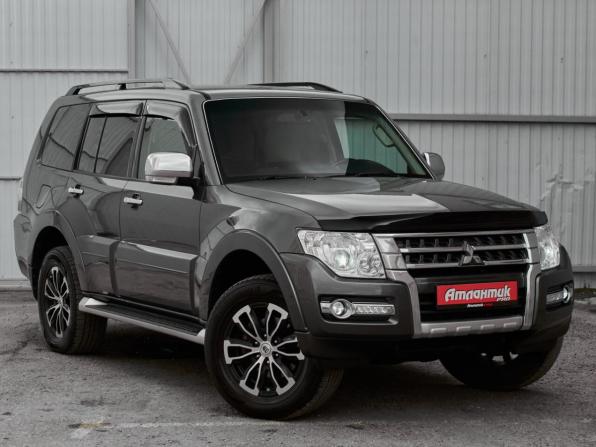 Mitsubishi Pajero IV Рестайлинг 2 с пробегом 2017 года, цена 2 790 000 рублей, 127896 км, внедорожник, Автокод Объявления
