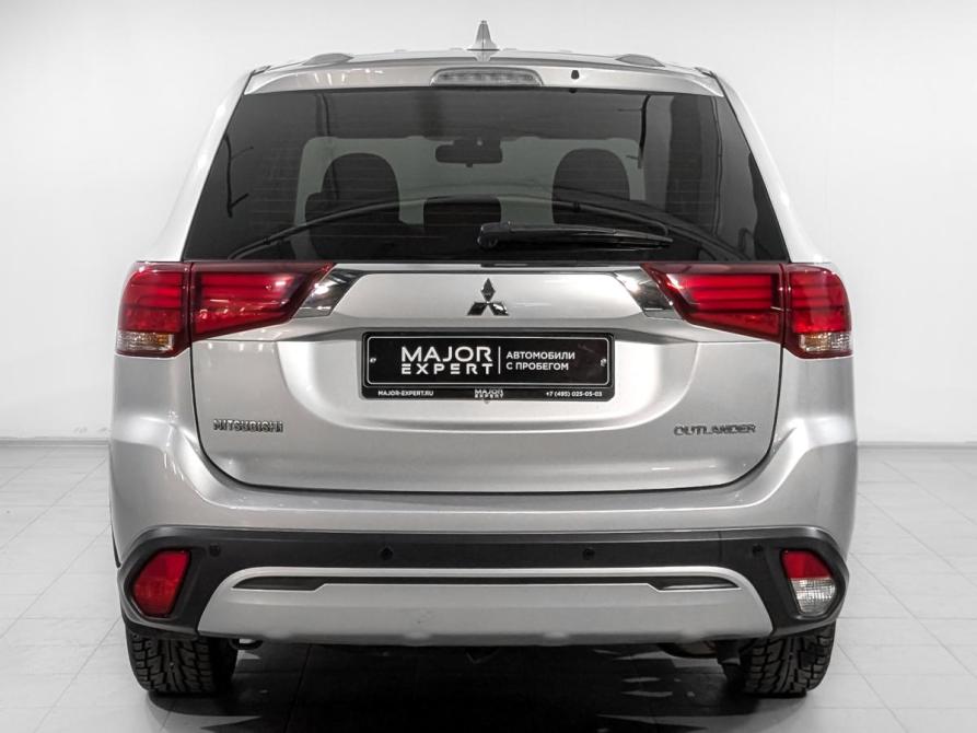 Mitsubishi Outlander III Рестайлинг 3 Химки  - изображение 6
