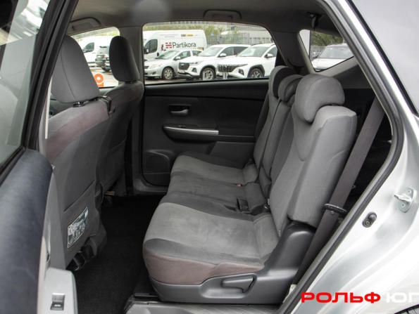 Toyota Prius III Рестайлинг (XW30) с пробегом 2012 года, цена 898 000 рублей, 305079 км, лифтбек, Автокод Объявления