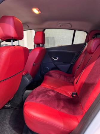 Renault Megane III Рестайлинг с пробегом 2014 года, цена 899 000 рублей, 99725 км, хэтчбек, Автокод Объявления