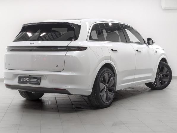 Li Auto (Lixiang) L7 I с пробегом 2023 года, цена 5 550 000 рублей, 57490 км, внедорожник, Автокод Объявления