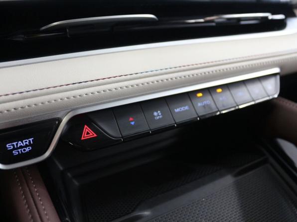 Geely Monjaro I с пробегом 2023 года, цена 3 050 000 рублей, 71488 км, внедорожник, Автокод Объявления