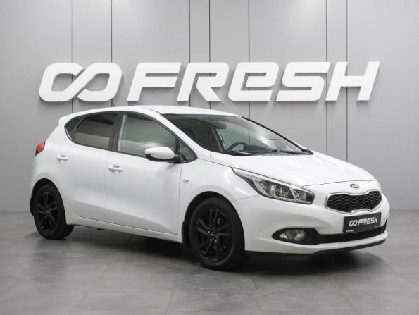 Kia Ceed II с пробегом 2014 года, цена 859 000 рублей, 243484 км, хэтчбек, Автокод Объявления