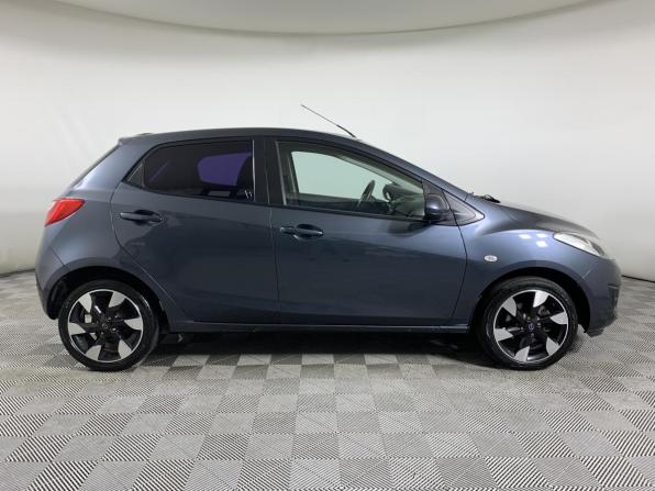 Mazda 2 II Рестайлинг (DE2) с пробегом 2011 года, цена 615 000 рублей, 182563 км, седан, Автокод Объявления