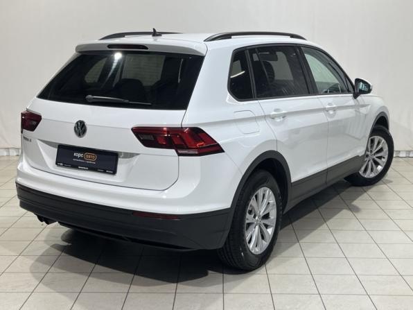 Volkswagen Tiguan II с пробегом 2018 года, цена 1 975 000 рублей, 142834 км, внедорожник, Автокод Объявления