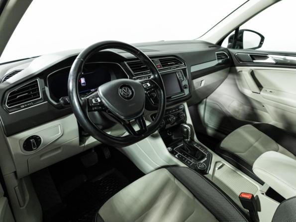 Volkswagen Tiguan II с пробегом 2017 года, цена 2 925 000 рублей, 88903 км, внедорожник, Автокод Объявления