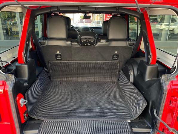 Jeep Wrangler IV (JL) с пробегом 2018 года, цена 3 980 000 рублей, 96100 км, внедорожник, Автокод Объявления