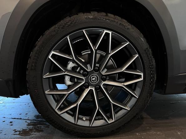 Changan UNI-T I с пробегом 2024 года, цена 2 200 000 рублей, 51176 км, внедорожник, Автокод Объявления
