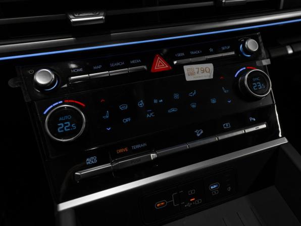 Hyundai Santa Fe V (MX5) с пробегом 2024 года, цена 5 700 000 рублей, 4915 км, внедорожник, Автокод Объявления