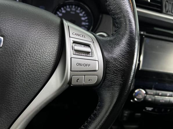 Nissan Qashqai II с пробегом 2018 года, цена 1 650 000 рублей, 160161 км, внедорожник, Автокод Объявления