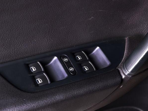Volkswagen Touareg II с пробегом 2013 года, цена 1 870 000 рублей, 217500 км, внедорожник, Автокод Объявления