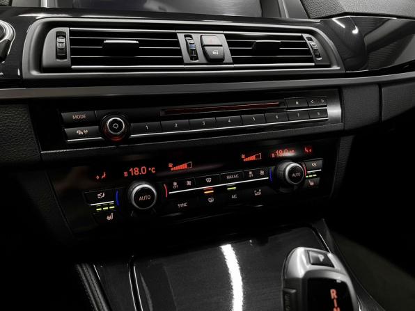 BMW 5 серии VI (F10/F11/F07) Рестайлинг с пробегом 2013 года, цена 2 100 000 рублей, 147993 км, седан, Автокод Объявления