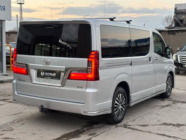 Toyota HiAce H300 с пробегом 2020 года, цена 6 290 000 рублей, 100670 км, минивэн, Автокод Объявления