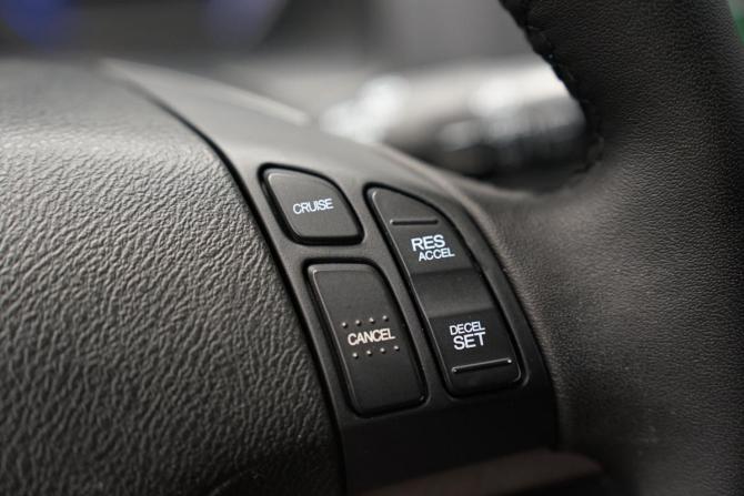 Honda CR-V III Рестайлинг с пробегом 2011 года, цена 1 395 000 рублей, 253006 км, внедорожник, Автокод Объявления
