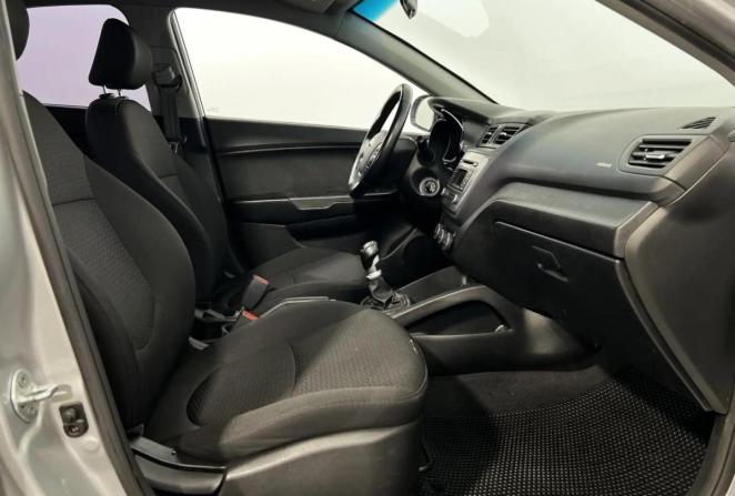 Kia Rio III Рестайлинг с пробегом 2015 года, цена 1 050 000 рублей, 134600 км, седан, Автокод Объявления