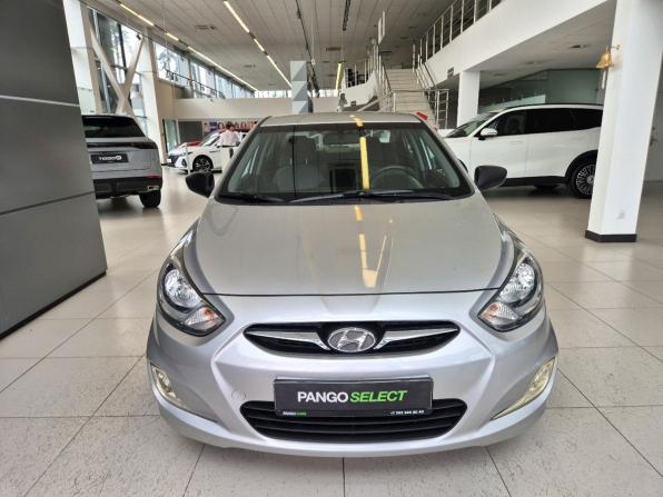 Hyundai Solaris I с пробегом 2013 года, цена 869 000 рублей, 107691 км, седан, Автокод Объявления