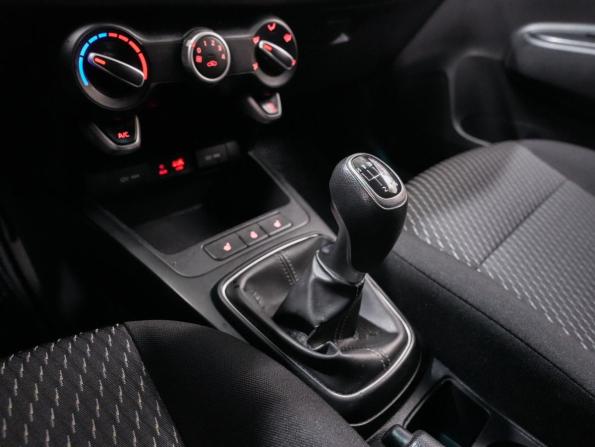 Kia Rio IV с пробегом 2019 года, цена 1 390 000 рублей, 92000 км, хэтчбек, Автокод Объявления