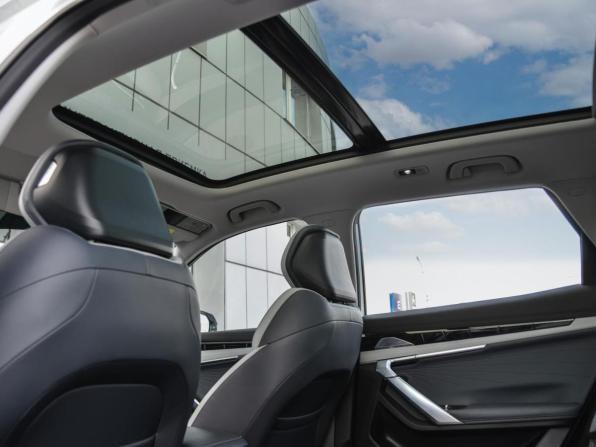 Geely Atlas II с пробегом 2024 года, цена 3 280 000 рублей, 30720 км, внедорожник, Автокод Объявления