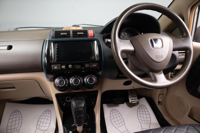 Honda Fit Aria с пробегом 2005 года, цена 319 000 рублей, 270000 км, седан, Автокод Объявления