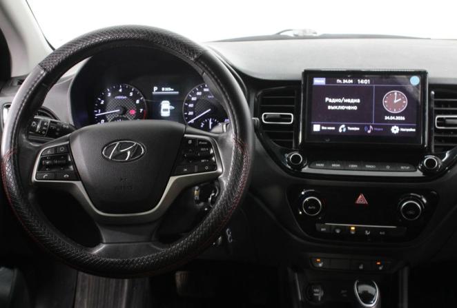 Hyundai Solaris II Рестайлинг с пробегом 2020 года, цена 1 600 000 рублей, 164319 км, седан, Автокод Объявления