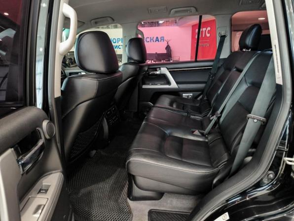 Toyota Land Cruiser 200 Series Рестайлинг 1 с пробегом 2012 года, цена 3 450 000 рублей, 235031 км, внедорожник, Автокод Объявления