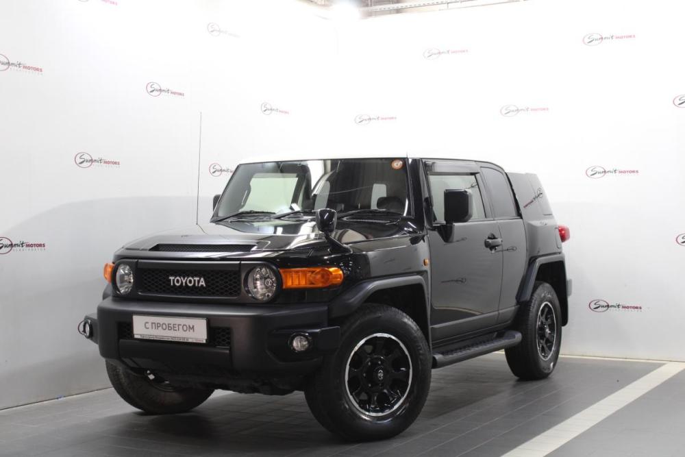 Toyota FJ Cruiser Владивосток  - изображение 1