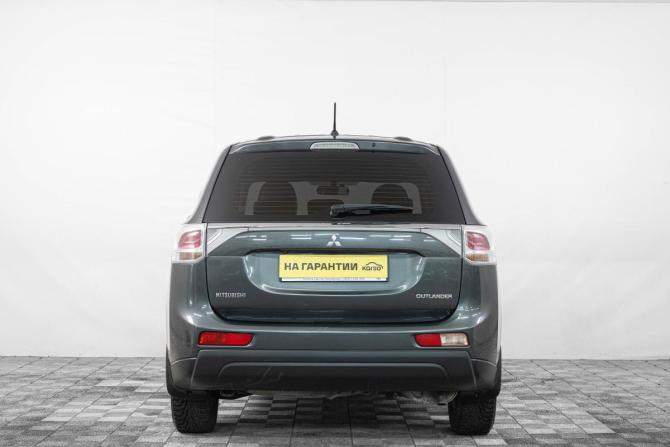 Mitsubishi Outlander III Рестайлинг с пробегом 2014 года, цена 1 609 000 рублей, 109000 км, внедорожник, Автокод Объявления