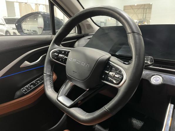 Omoda C5 I с пробегом 2023 года, цена 1 695 000 рублей, 46700 км, внедорожник, Автокод Объявления