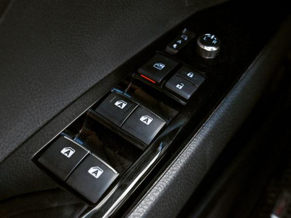Toyota Camry VIII (XV70) с пробегом 2019 года, цена 2 890 000 рублей, 117466 км, седан, Автокод Объявления