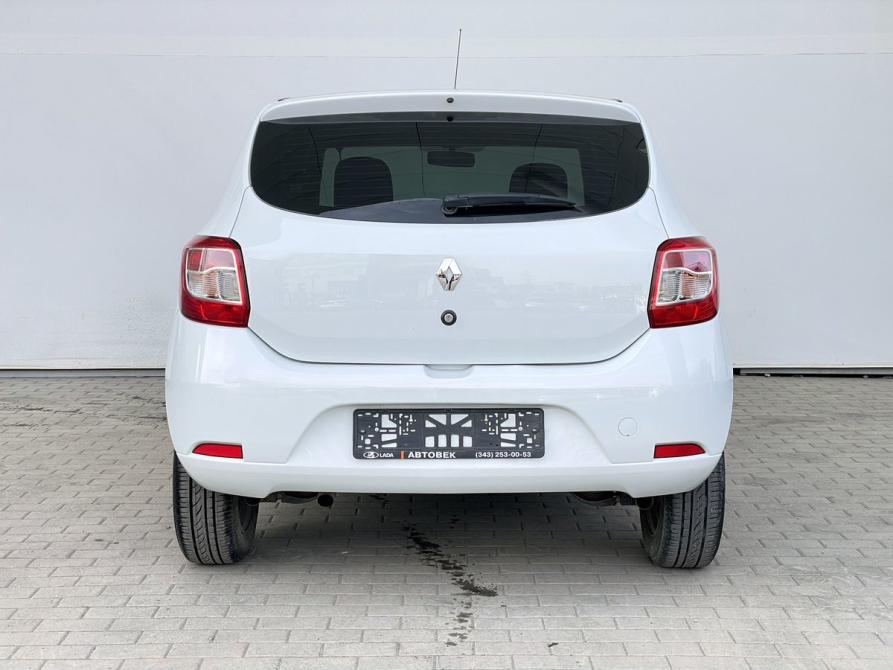 Renault Sandero II Екатеринбург  - изображение 6