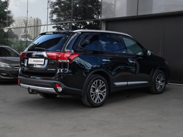 Mitsubishi Outlander III Рестайлинг 3 с пробегом 2018 года, цена 2 200 000 рублей, 156192 км, внедорожник, Автокод Объявления