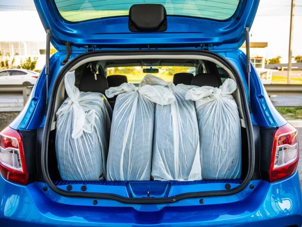 Renault Sandero II с пробегом 2015 года, цена 1 018 000 рублей, 75533 км, хэтчбек, Автокод Объявления