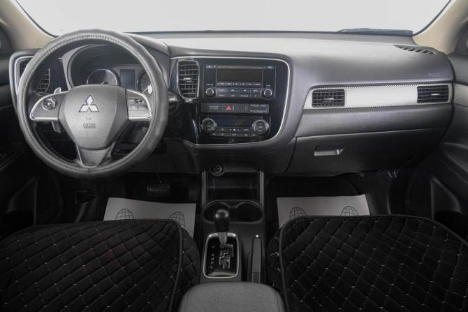 Mitsubishi Outlander III Рестайлинг с пробегом 2014 года, цена 1 429 000 рублей, 220000 км, внедорожник, Автокод Объявления