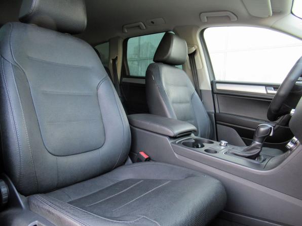 Volkswagen Touareg II с пробегом 2012 года, цена 1 920 000 рублей, 219335 км, внедорожник, Автокод Объявления