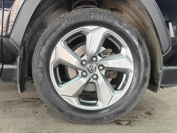 Toyota RAV4 V (XA50) с пробегом 2021 года, цена 3 178 000 рублей, 64384 км, внедорожник, Автокод Объявления